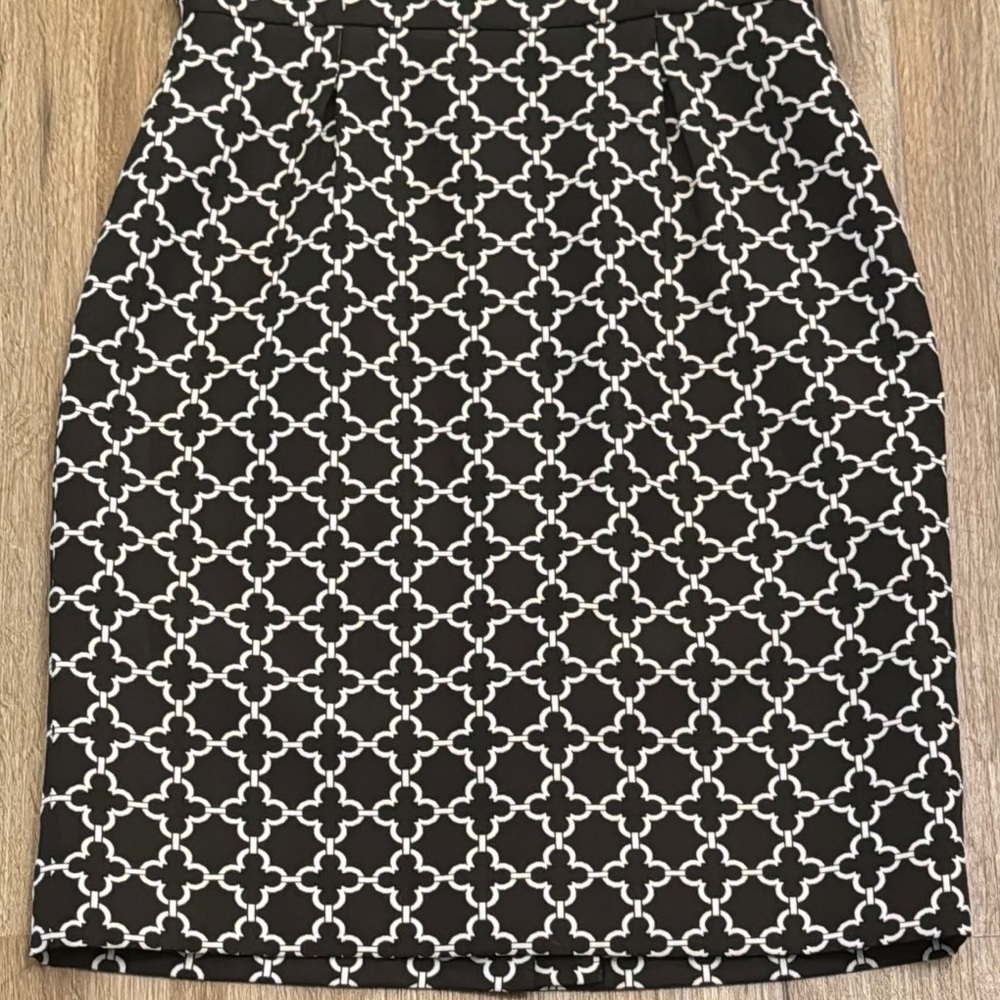 Tahari Black and White Sheath Mini Dress - Picture 3 of 7